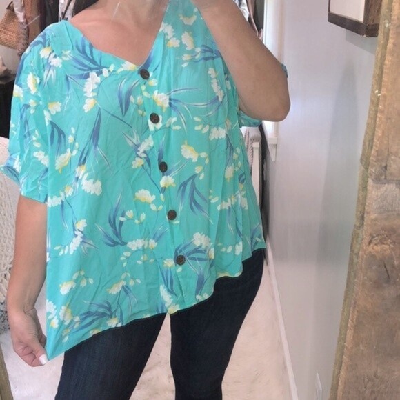 A.N.A FLORAL TOP SIZE 2X - Picture 2 of 6